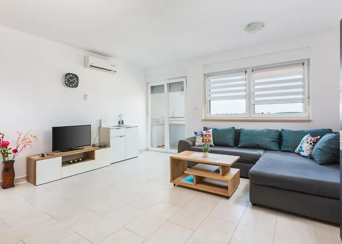 Marica - App Ankica - Mpolo 아파트